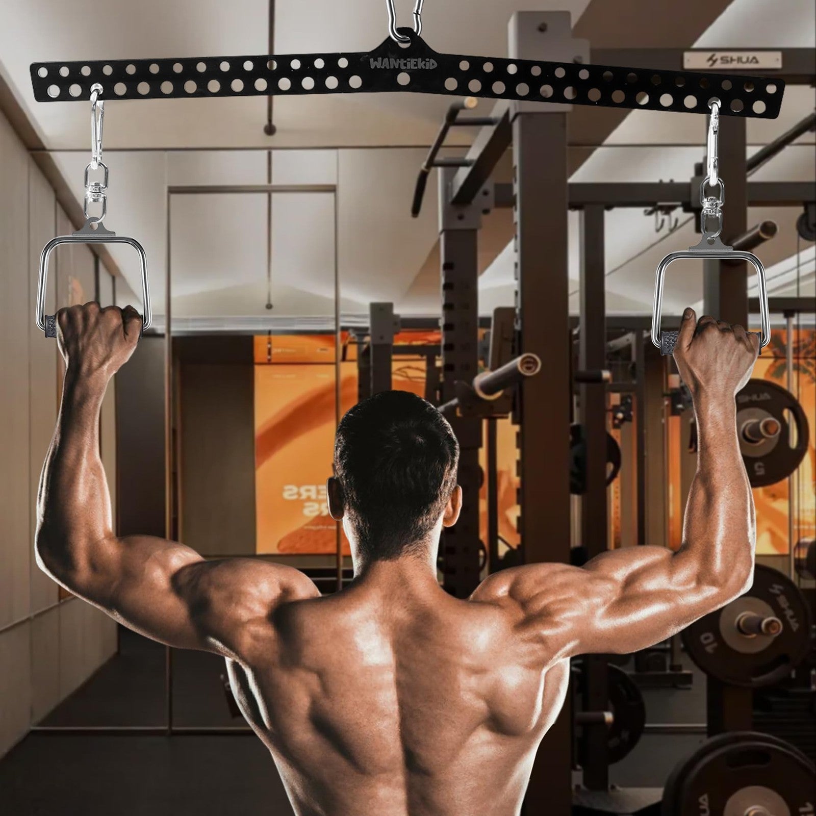 Wantiekid multi-grip LAT pull-down bar with 360° rotating adapter for gym cable workouts, 32 inches long.