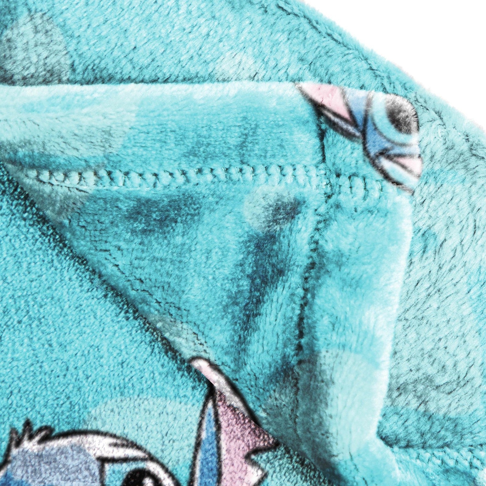 Jay Franco Lilo & Stitch plush fleece throw blanket with cartoon character design, measuring 46x60 inches for kids.