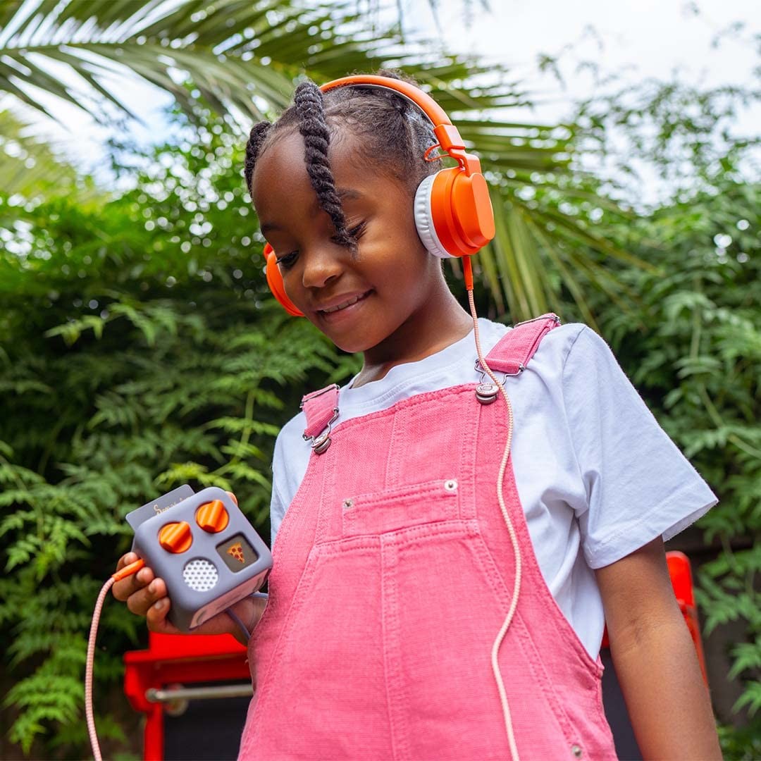 YOTO The Classics Collection - 5 kids audio cards for YOTO Player & Mini, featuring classic stories and characters for children.