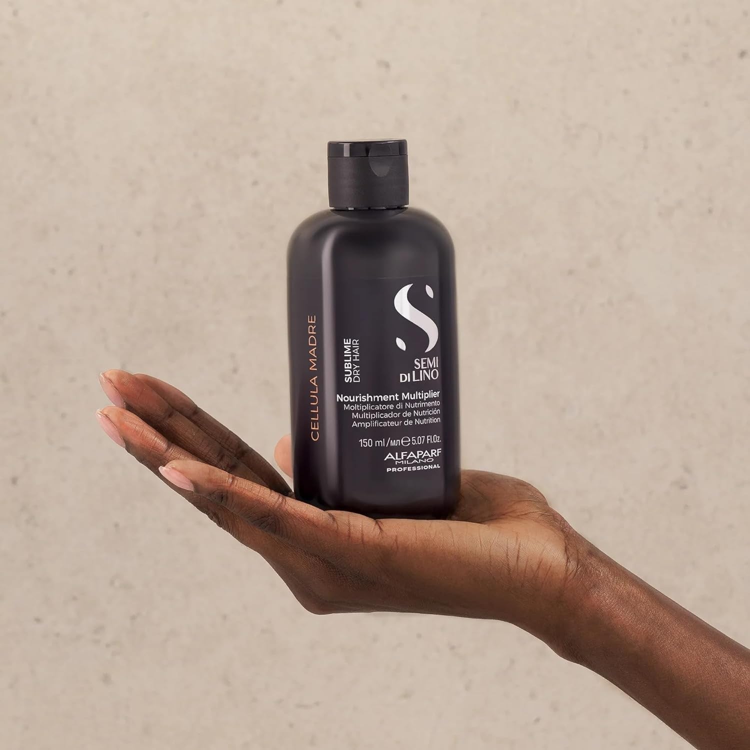 ALFAPARF MILANO Semi di Lino Sublime Cellula Madre nourishing hair multiplier for dry, damaged hair in a sleek bottle