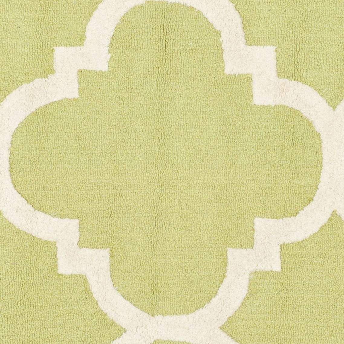 Safavieh Cambridge Collection Moroccan rug with round green and ivory handmade design, showcasing intricate patterns and craftsmanship.