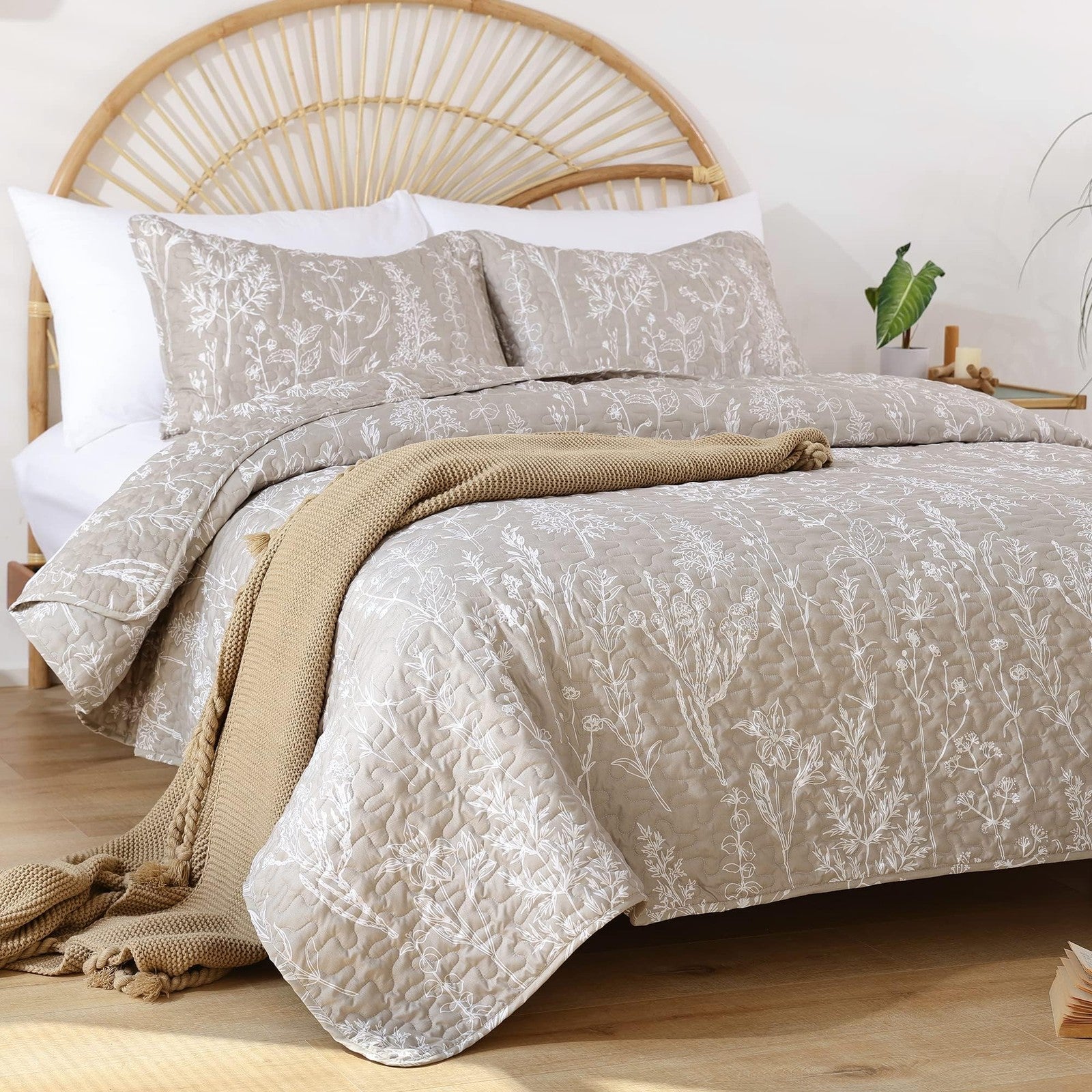 JANZAA twin oatmeal floral boho quilt set with microfiber bedspread and two pillow shams, featuring a cozy, floral design.