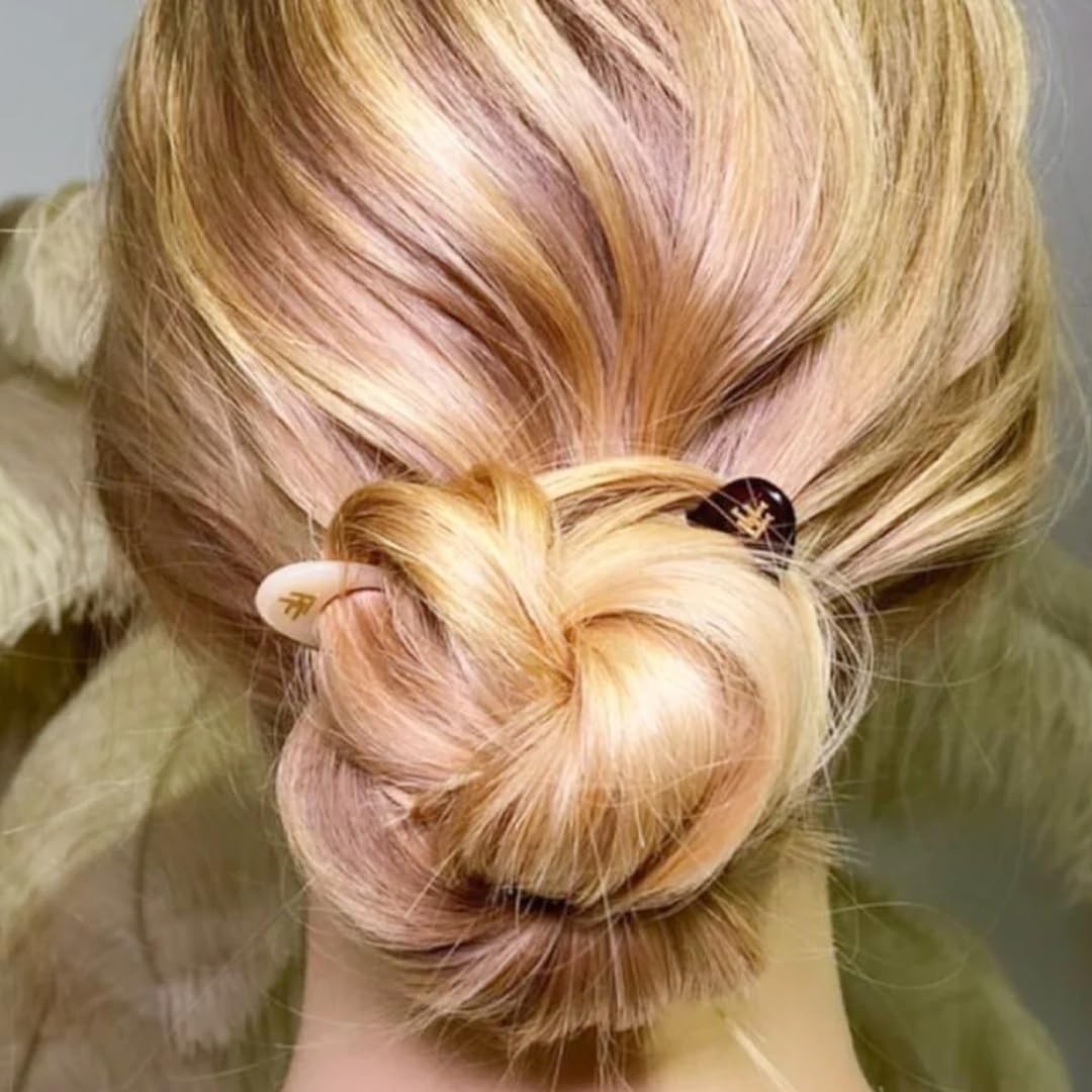 Fiona Franchimon No1 Hairpin from London Collection, used for creating stylish updos and adding volume to all hair types.