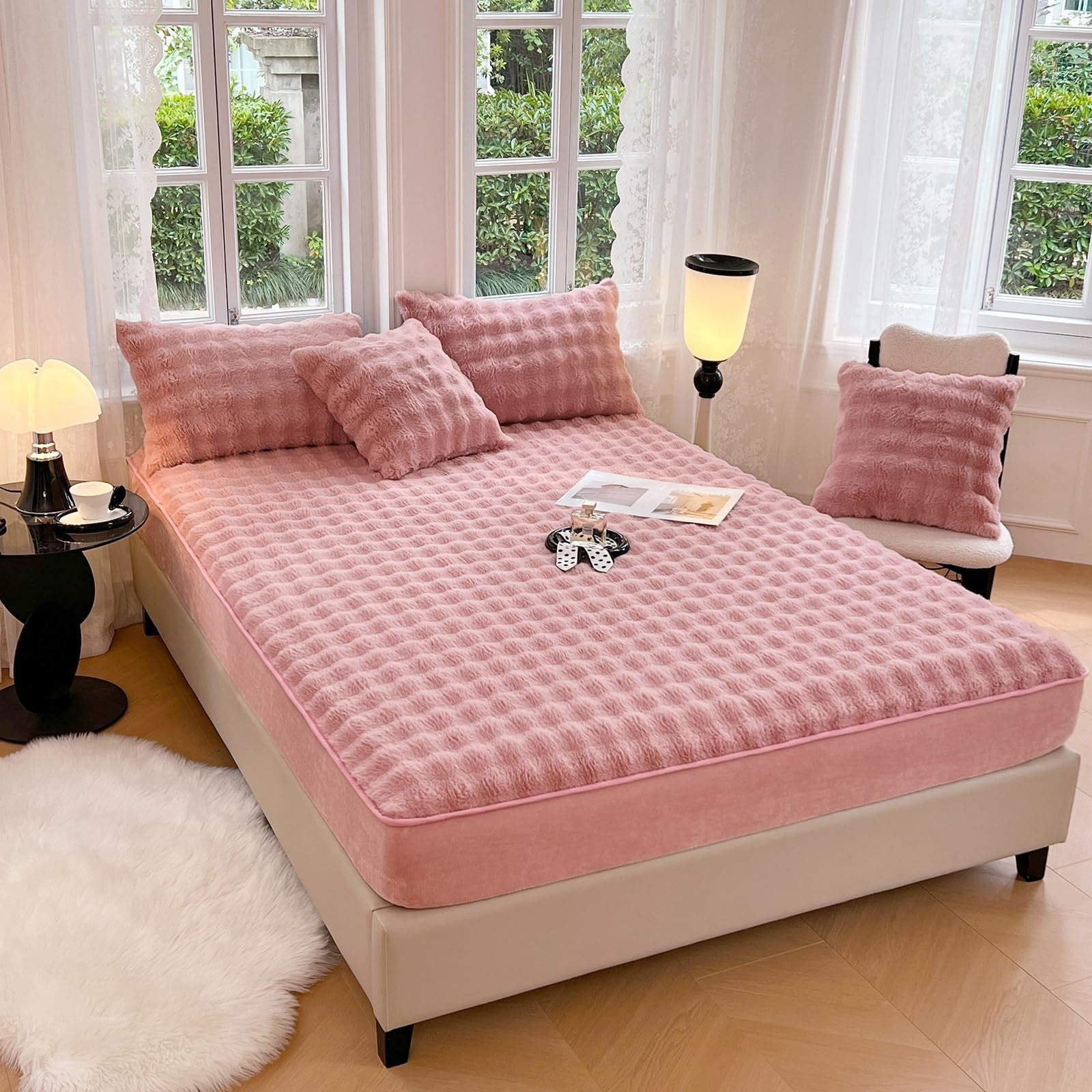 ZIQINPSQ plush shaggy queen fitted sheet in velvet faux fur with deep pockets, warm and cozy for a luxurious bed setup.
