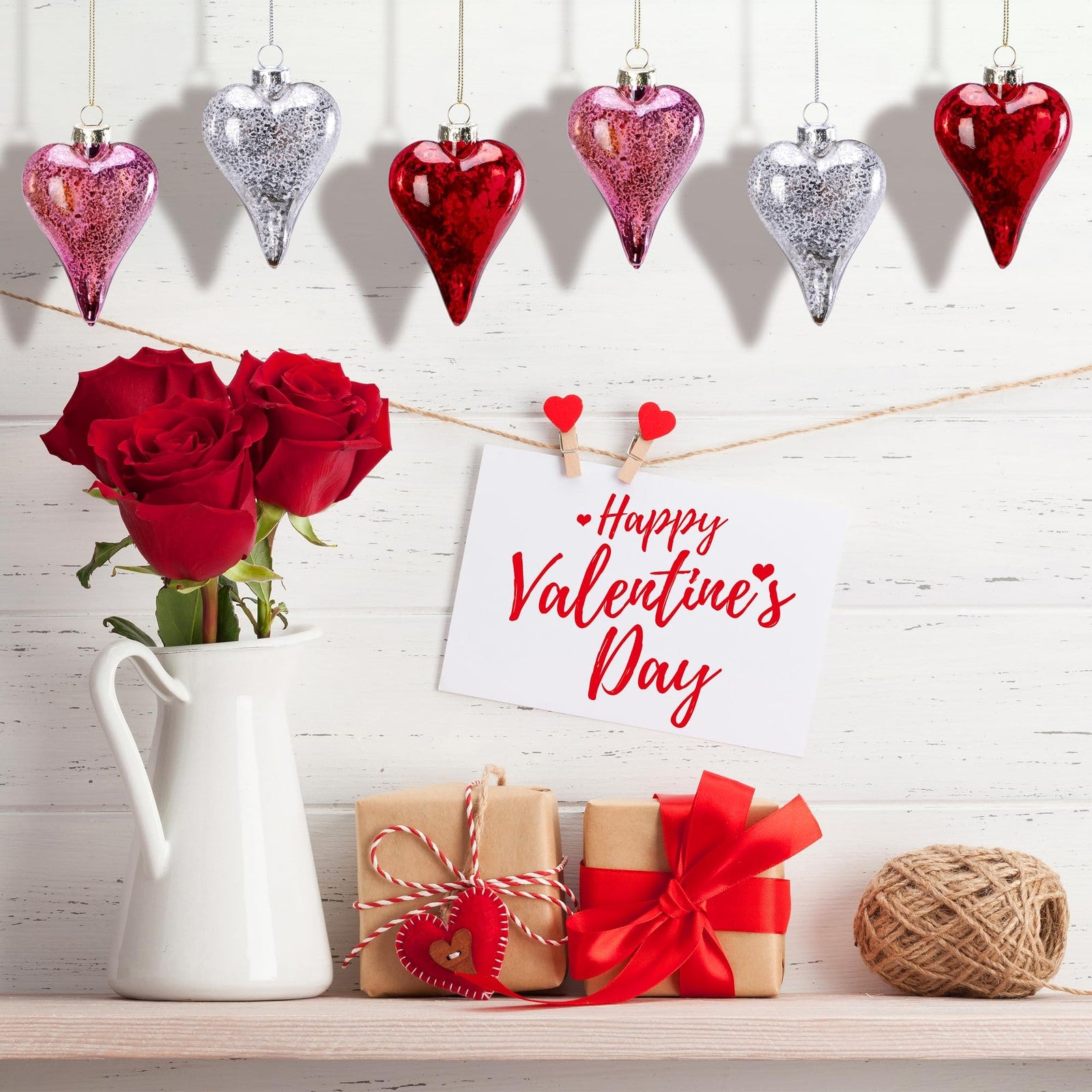 LFUTARI 12-piece Valentine's Day heart glass ornaments, 3.5-inch antique red glass decorations for romantic celebrations.