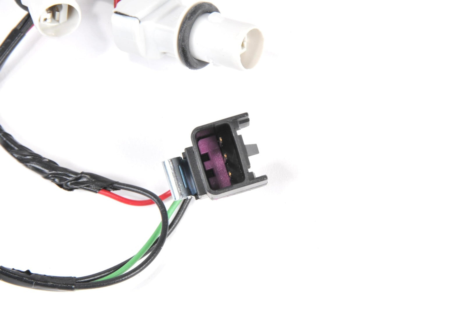GM Genuine Parts 25921613 tail light wiring harness with connectors and wiring for vehicle tail light assembly.