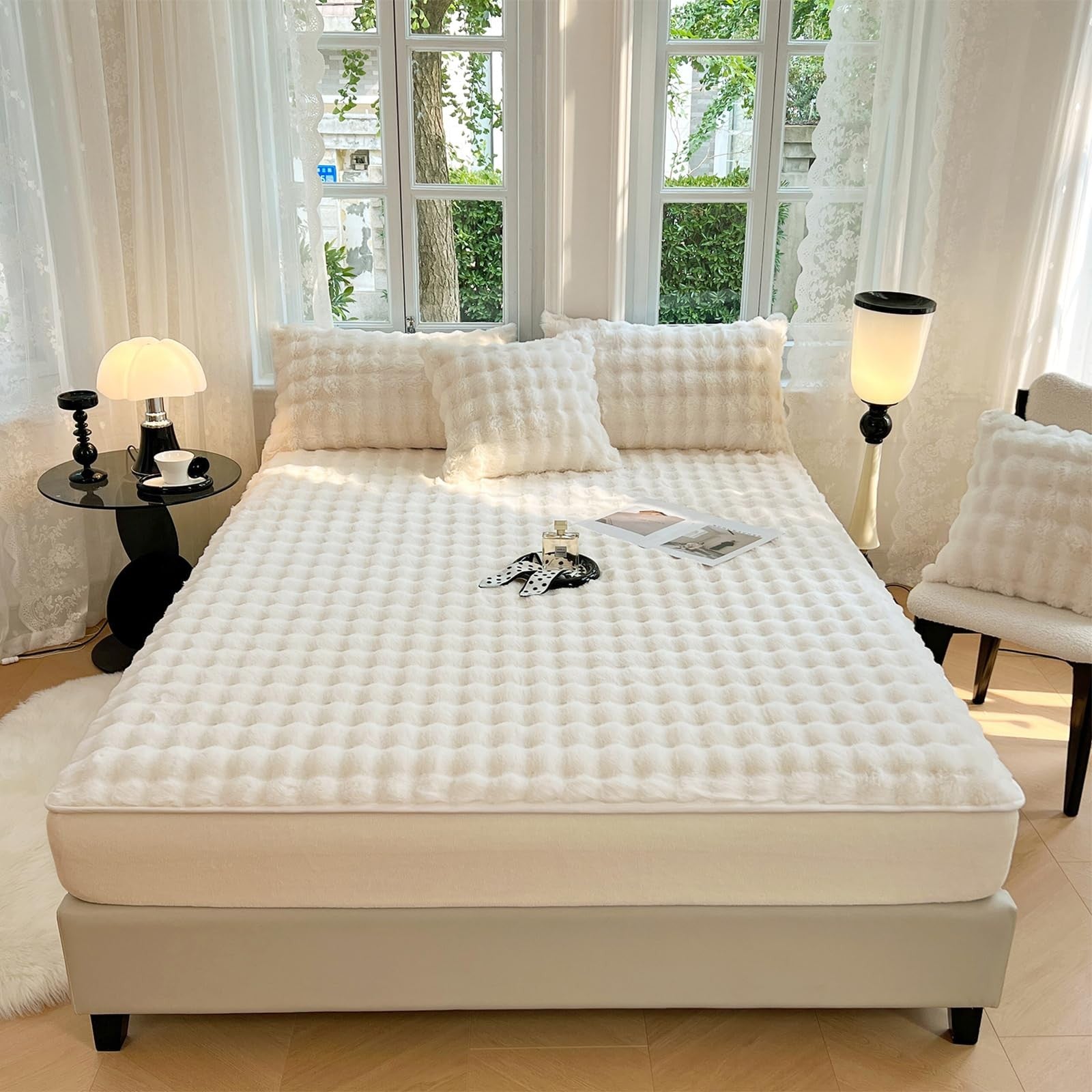 ZIQINPSQ plush shaggy king size fitted sheet with velvet faux fur, deep pocket design, soft and cozy bedding for a luxurious bedroom look.