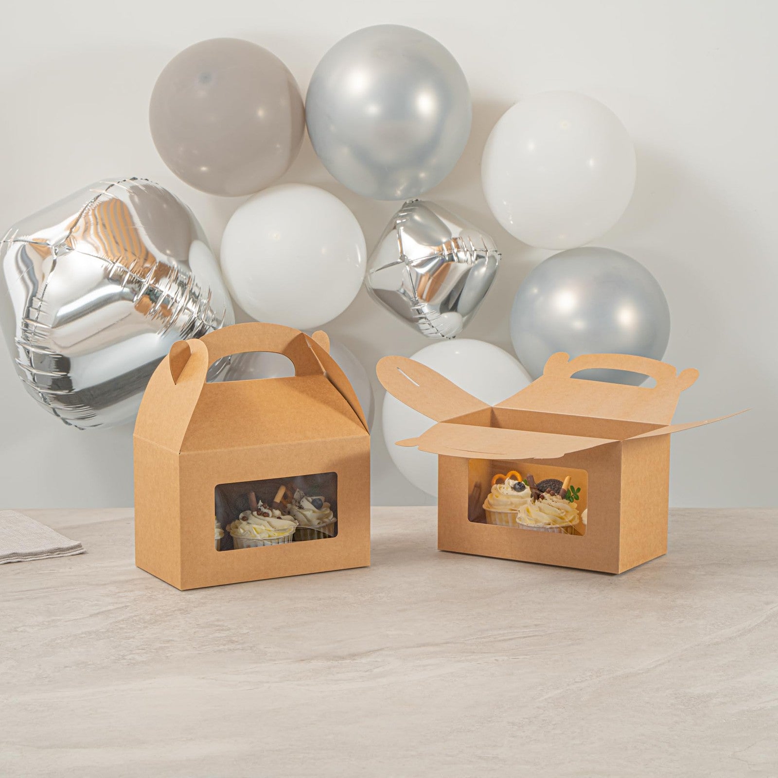 Bio Tek gable boxes for party favors by Restaurantware, 8.5 x 4.8 x 5.5 inches, attractive gift boxes for celebrations