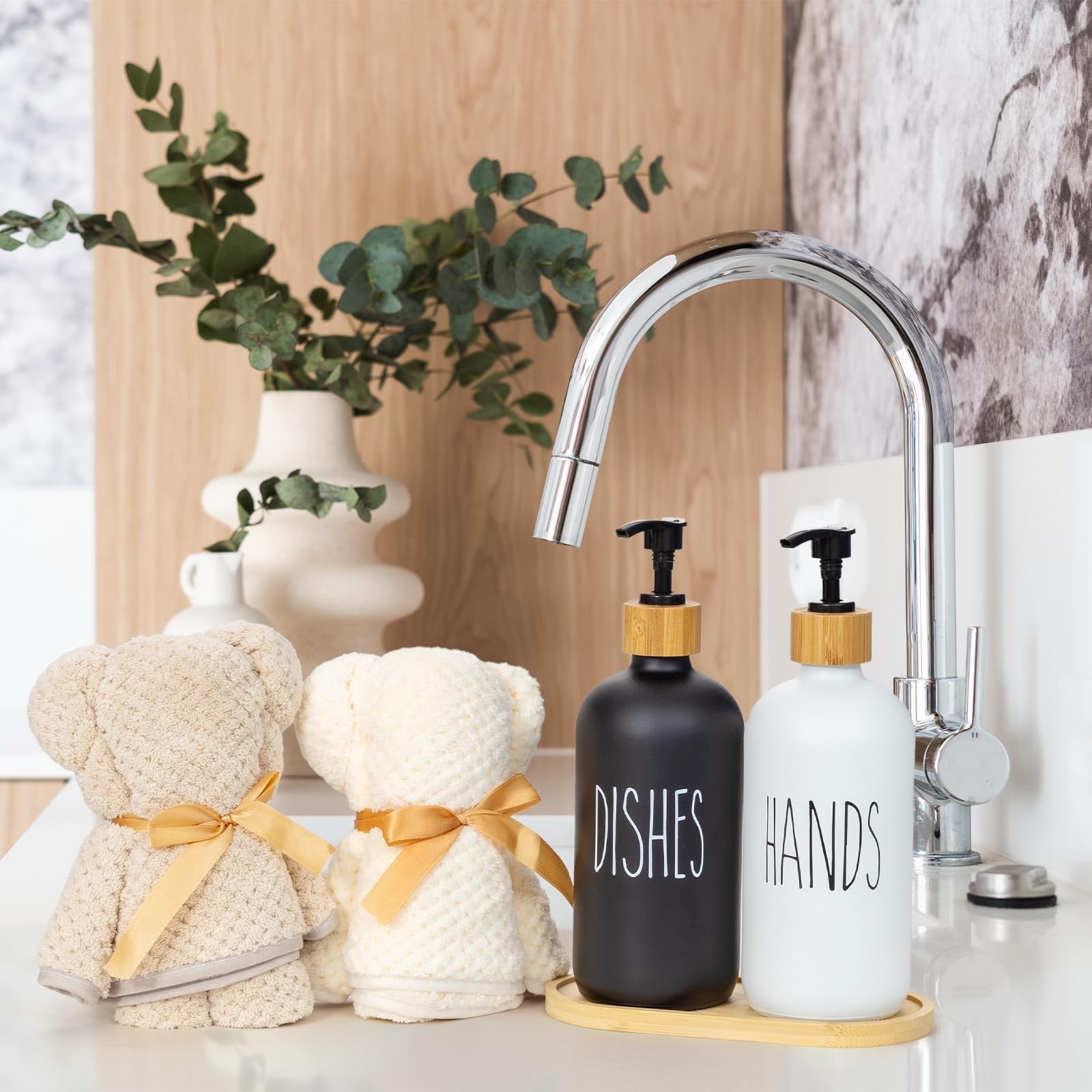 YLOVAN housewarming gift basket with candles, wine, and home essentials for new homeowners or couples, perfect for celebrating a new home.