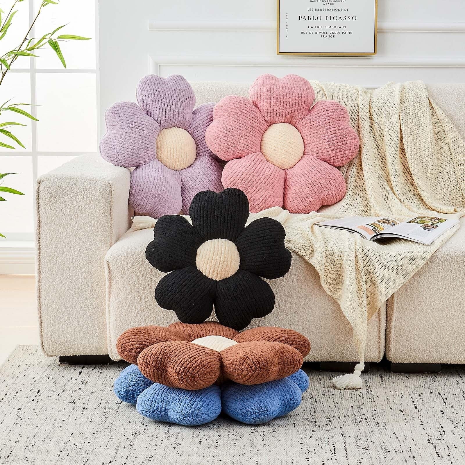 Kcvvcr flower-shaped throw pillow with cute floral design, decorative pillow for sofa or bed, soft and colorful floral pattern.