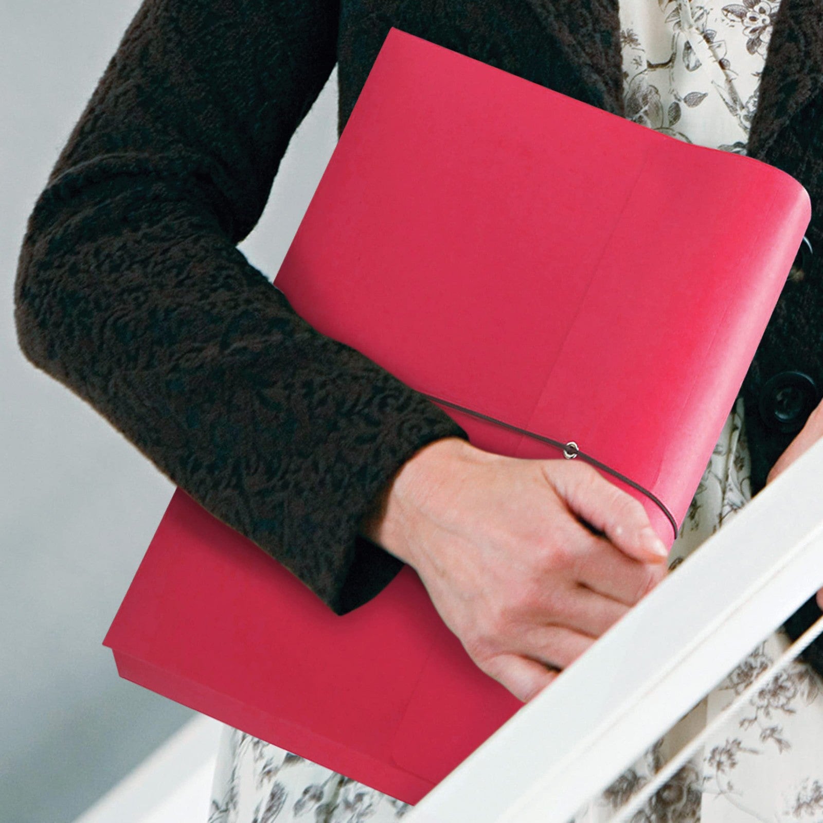 Smead colored expanding file wallet with flap and cord closure, 2-inch capacity, in letter size assorted colors.