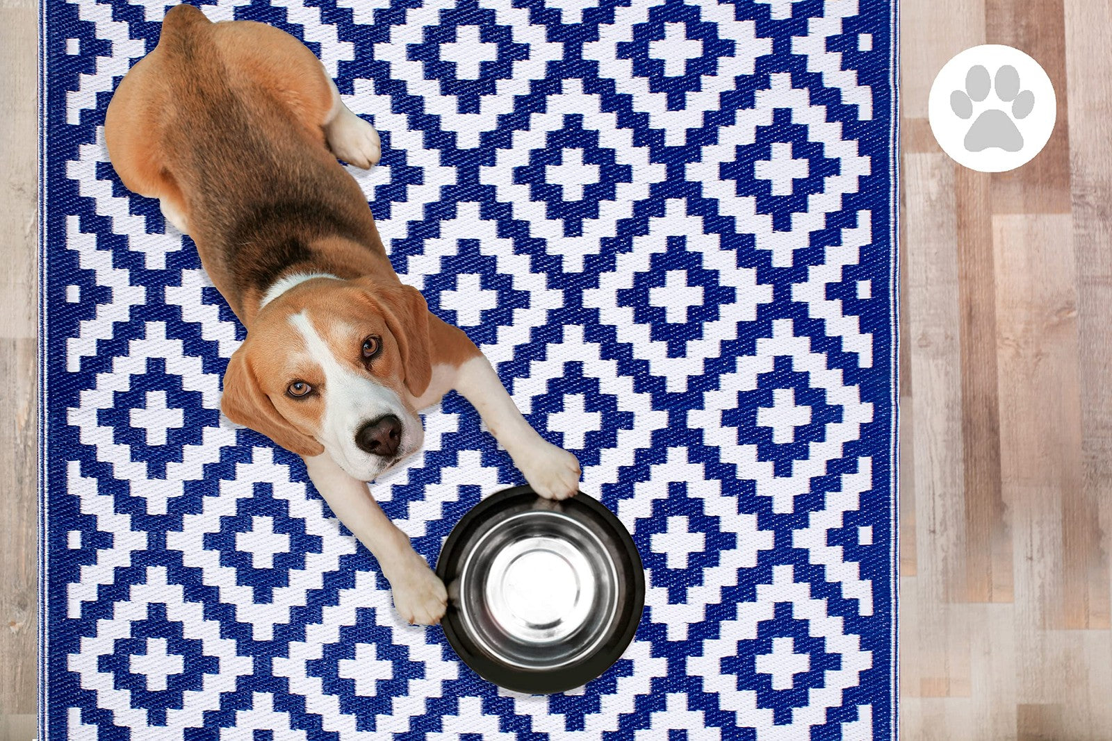 Outdoor camping rug by Fh Home, waterproof and fade-resistant reversible fabric, ideal for outdoor adventures and picnics.