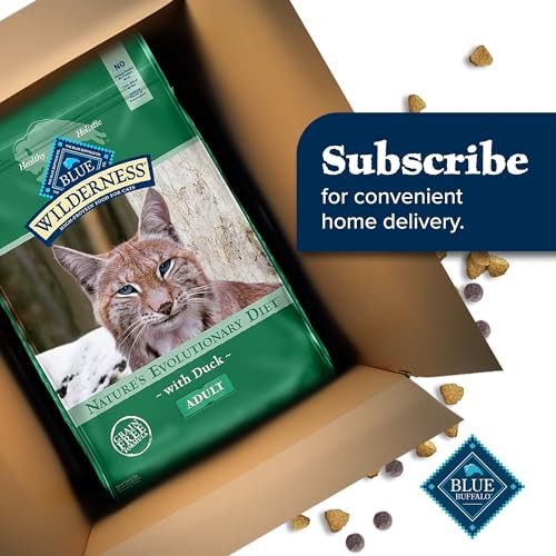 Blue Buffalo Wilderness adult dry cat food with duck recipe, natural high-protein cat food in a blue bag.
