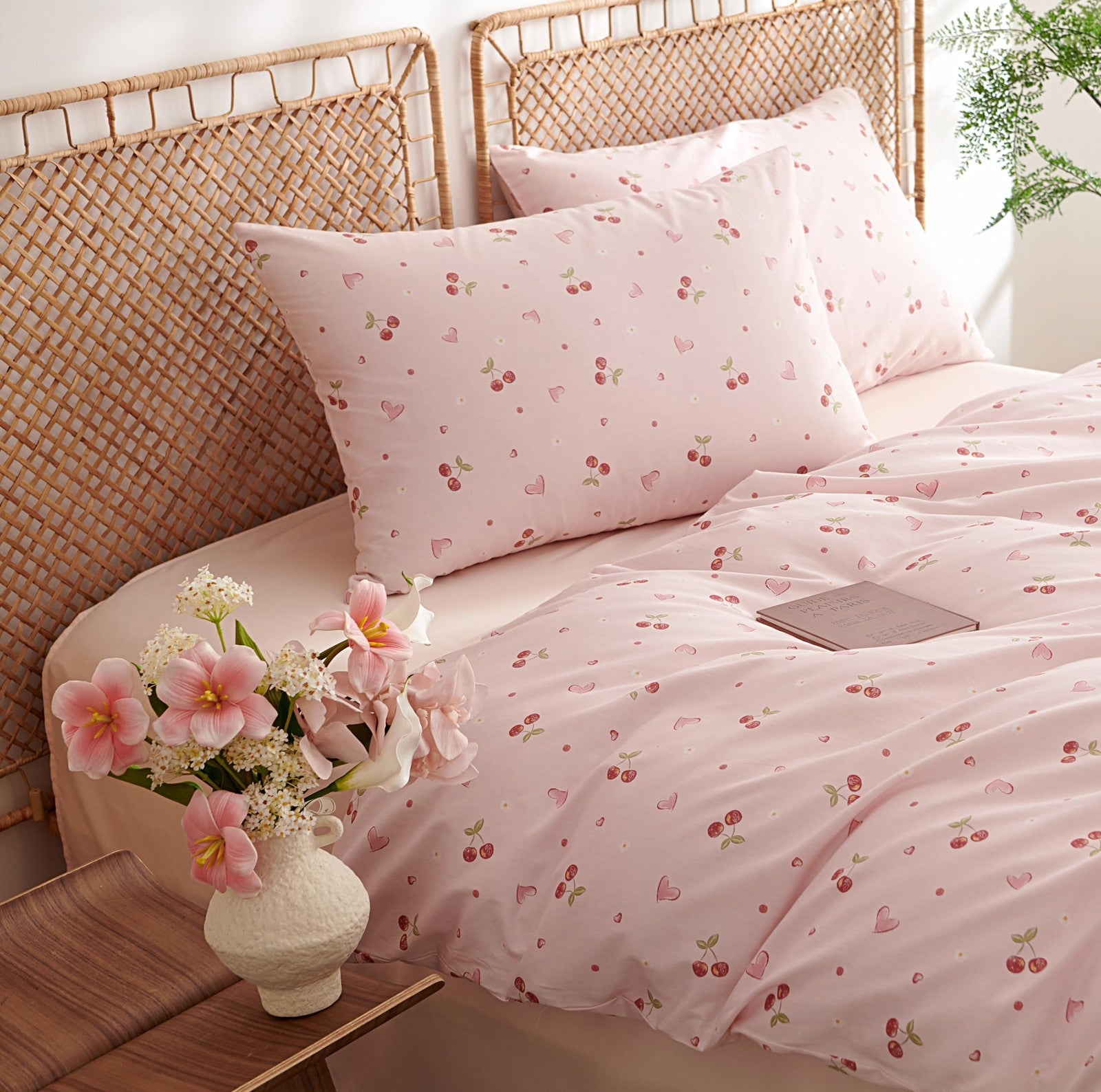 Sedefen Cherry full-size kids duvet cover set with red heart design on pink bedding, includes three pieces for cozy bedroom decor.