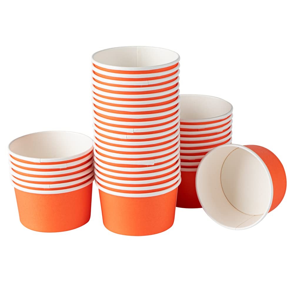 Disposable 8-ounce dessert cups by Restaurantware, featuring clear plastic ice cream cups with lids sold separately.