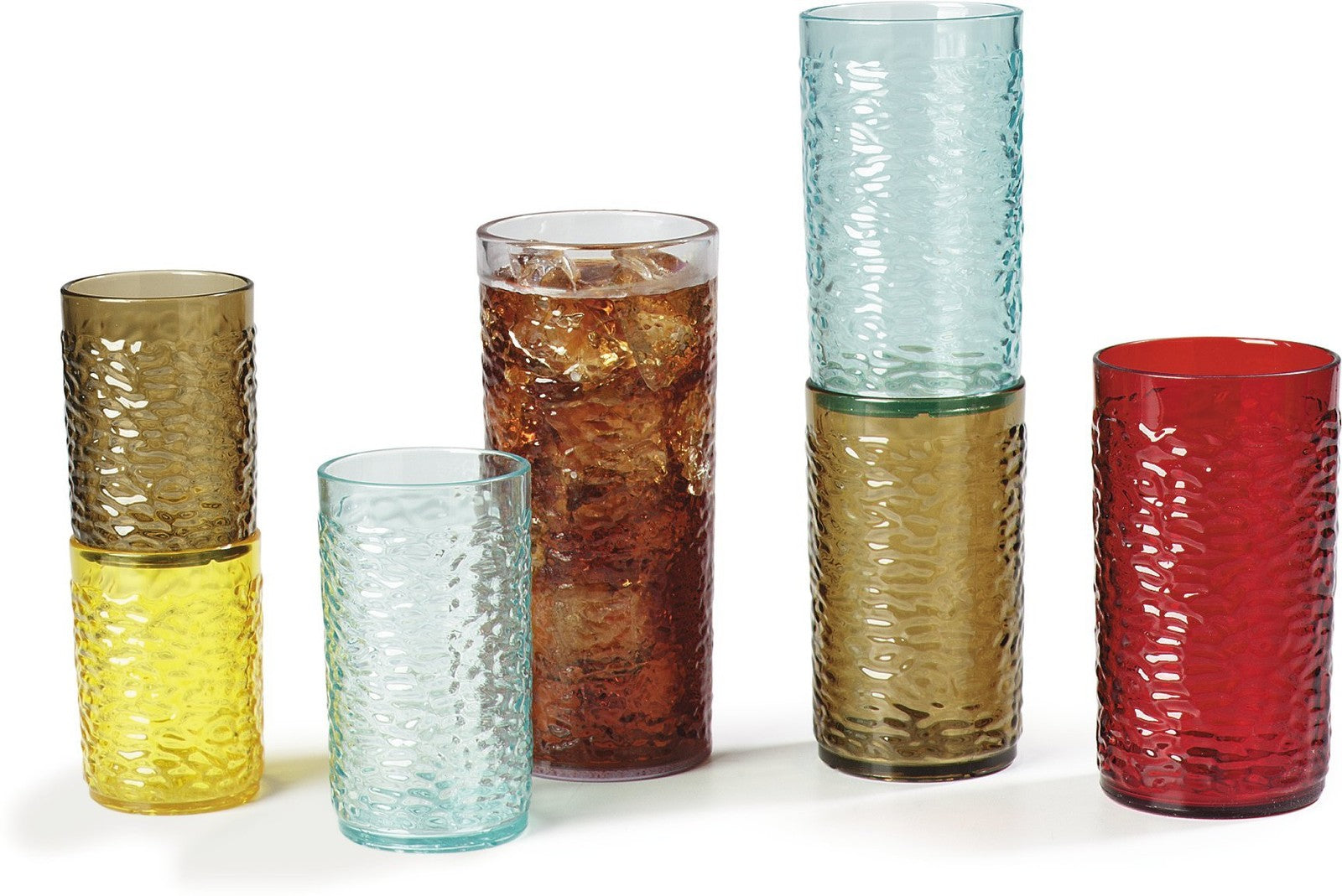 Carlisle Foodservice Products pebble optic plastic tumbler with textured surface, ideal for beverage service and durable use.