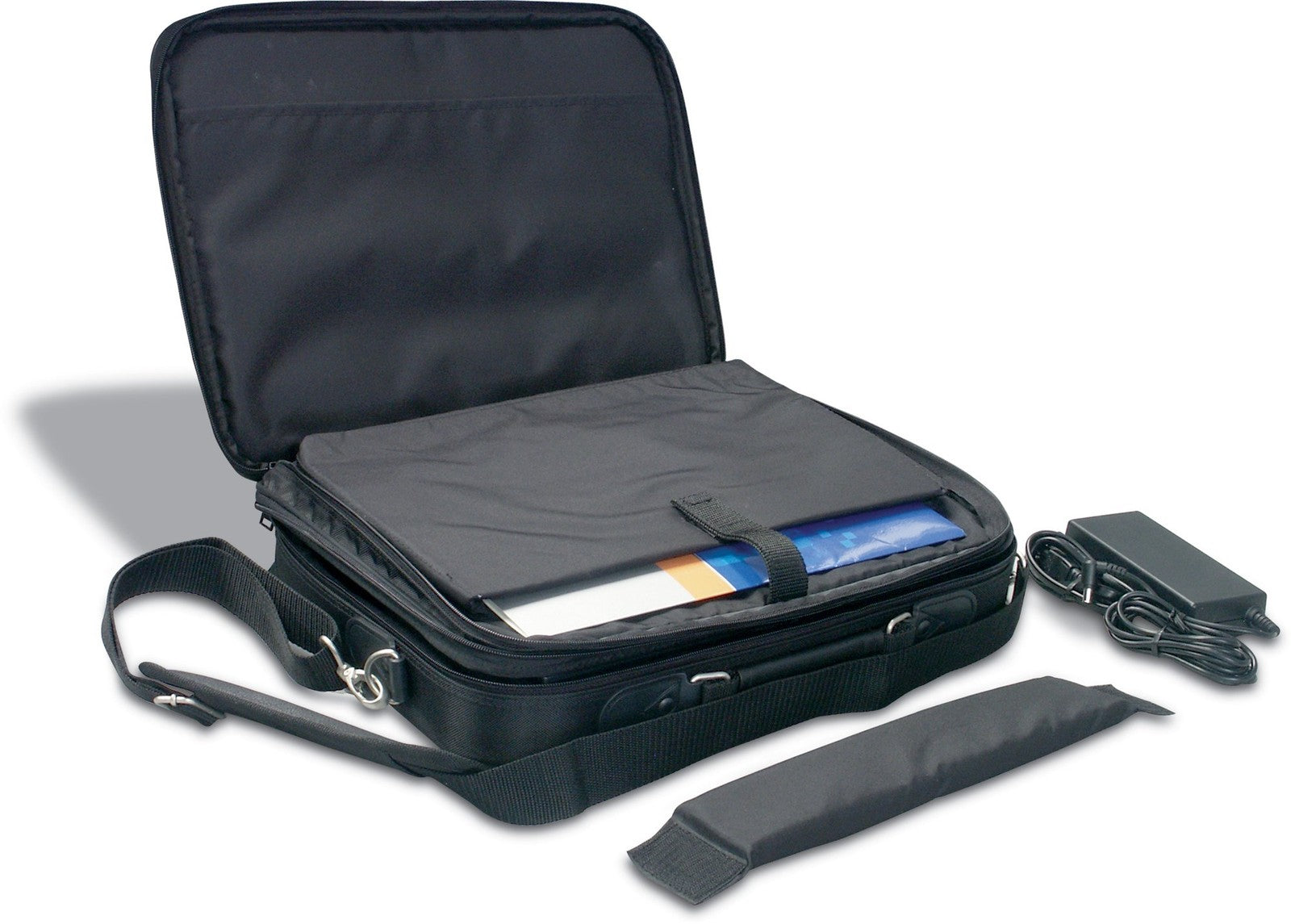 TRENDnet padded clamshell carrying case for 15.4-inch laptops, black with zipper and handle for easy transport.