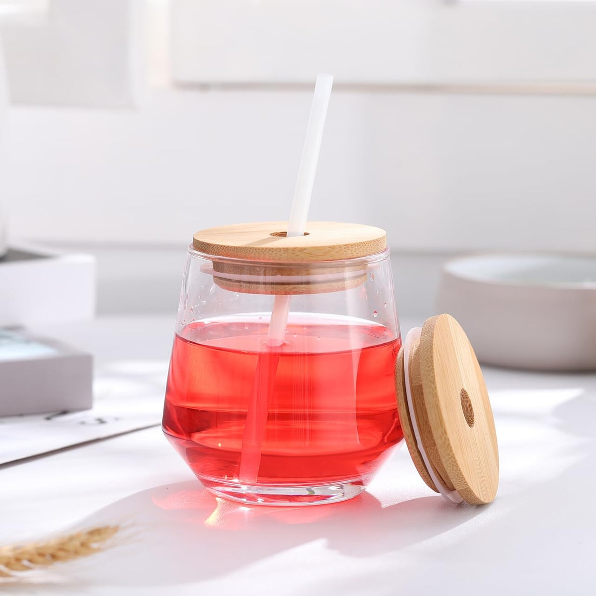 Set of 8 DOITOOL bamboo jar lids with straw holes, reusable bamboo lids for beer cans and glasses, eco-friendly and durable.