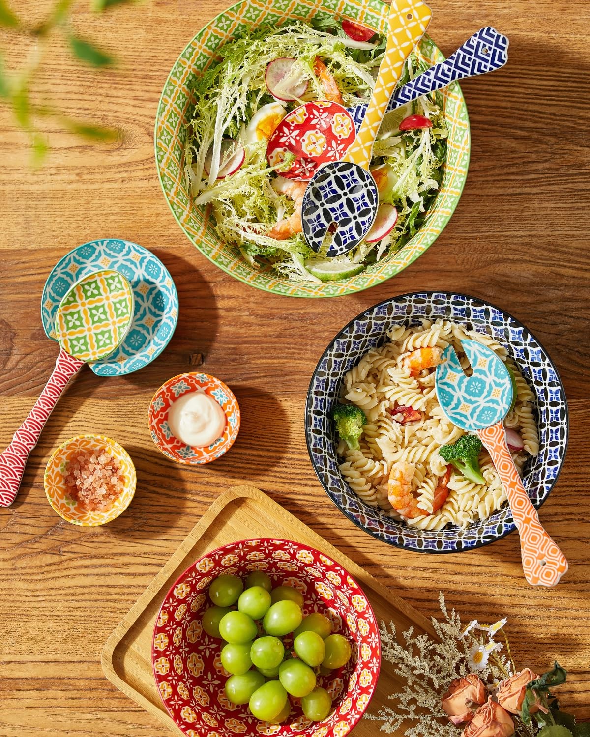 Colorful Metahom ceramic mixing bowls set, nesting design, large serving bowls for kitchen use, with vibrant exterior and interior finishes.