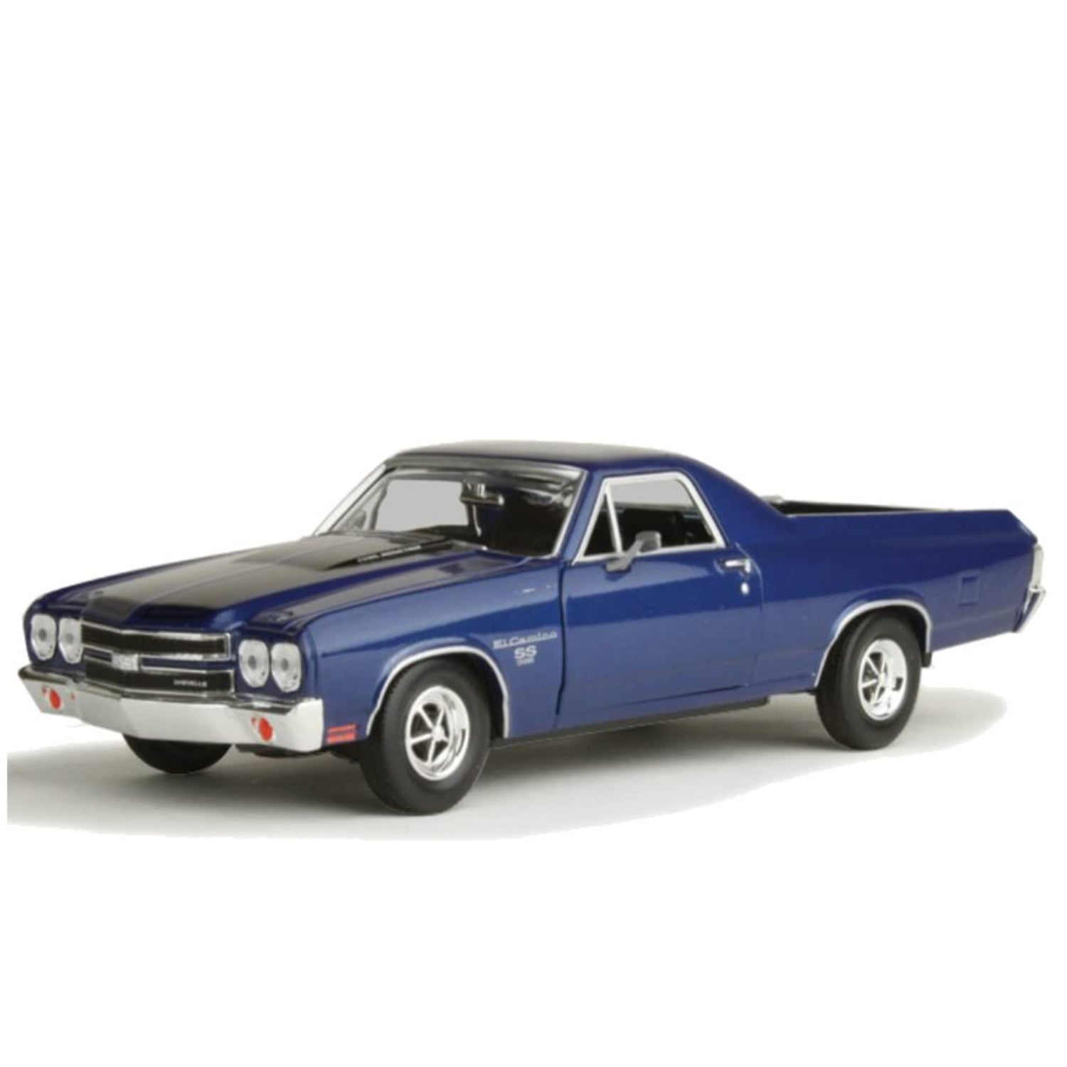 MotorMax 1:24 scale diecast model of a 1970 Chevrolet El Camino SS with detailed American Classics design.