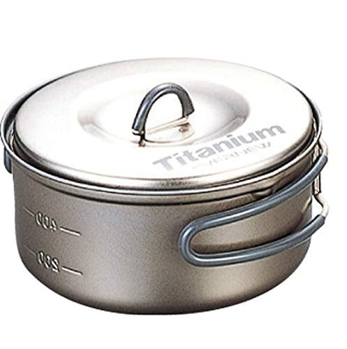 Evernew titanium non-stick 0.6L camping pot in black, lightweight cookware perfect for outdoor cooking and camping gear.