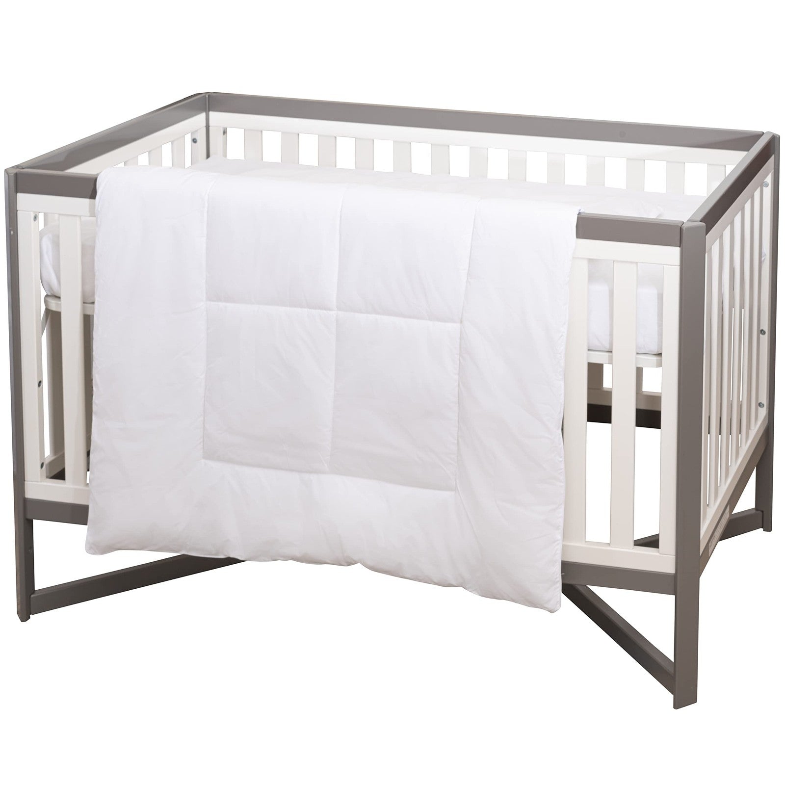 Circleshome warm crib comforter made of soft, breathable 100% cotton with a cozy, plush texture for baby bedding.