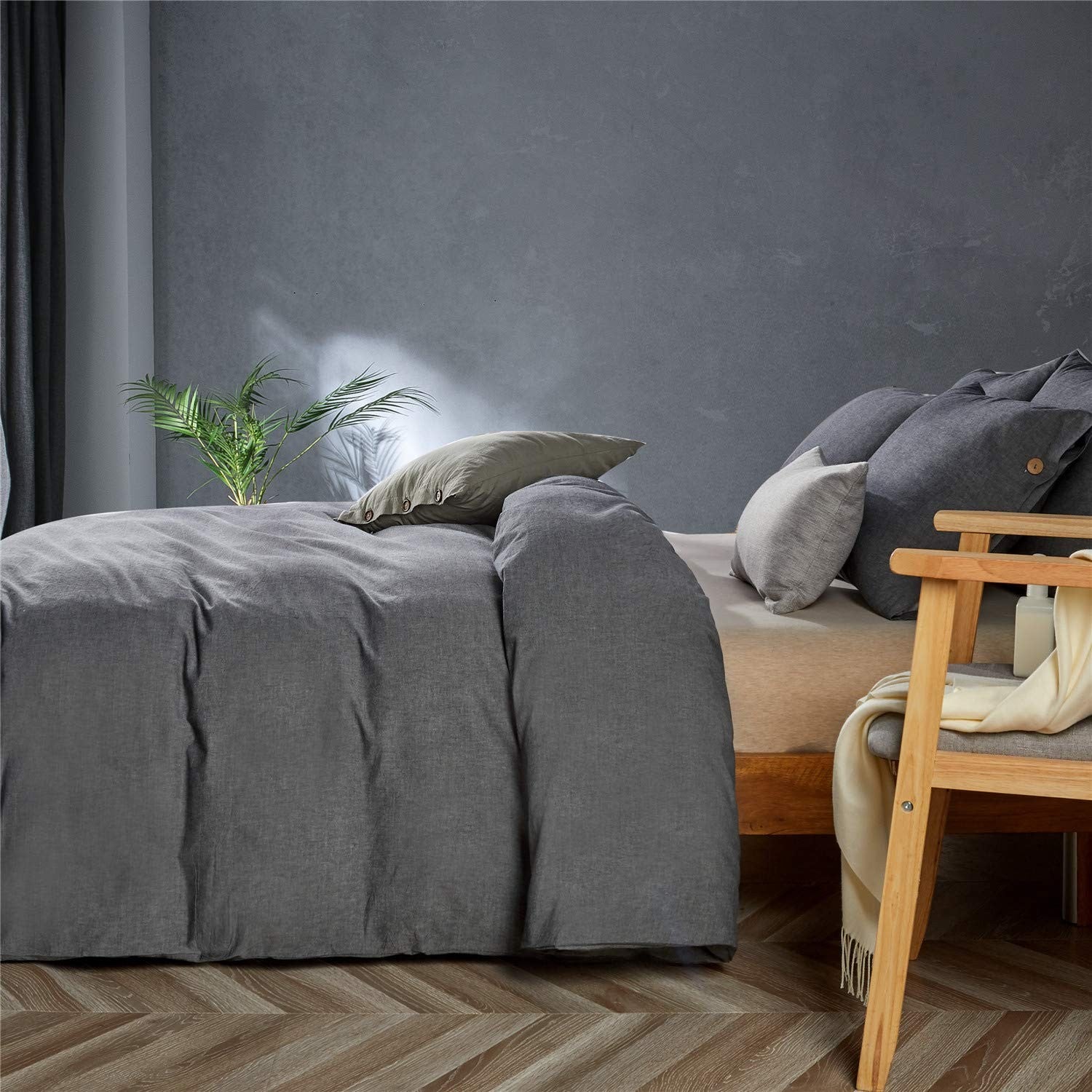 Jellymoni cotton queen size duvet cover in black with button closures, soft and comfortable comforter cover for bedding.
