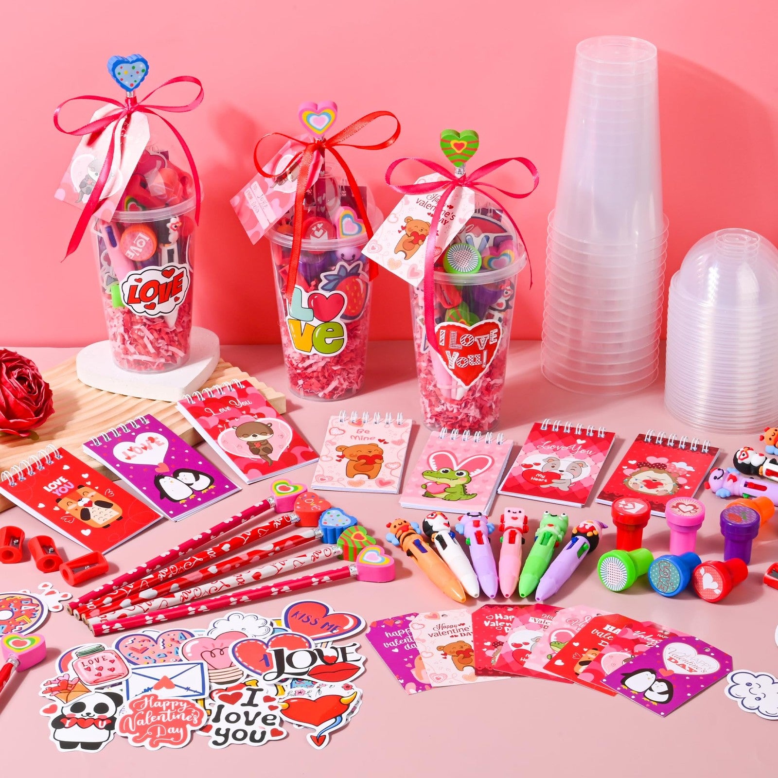 LiYiQ 247-piece Valentine's Day classroom gift set with small gifts and stationery for students and teachers.