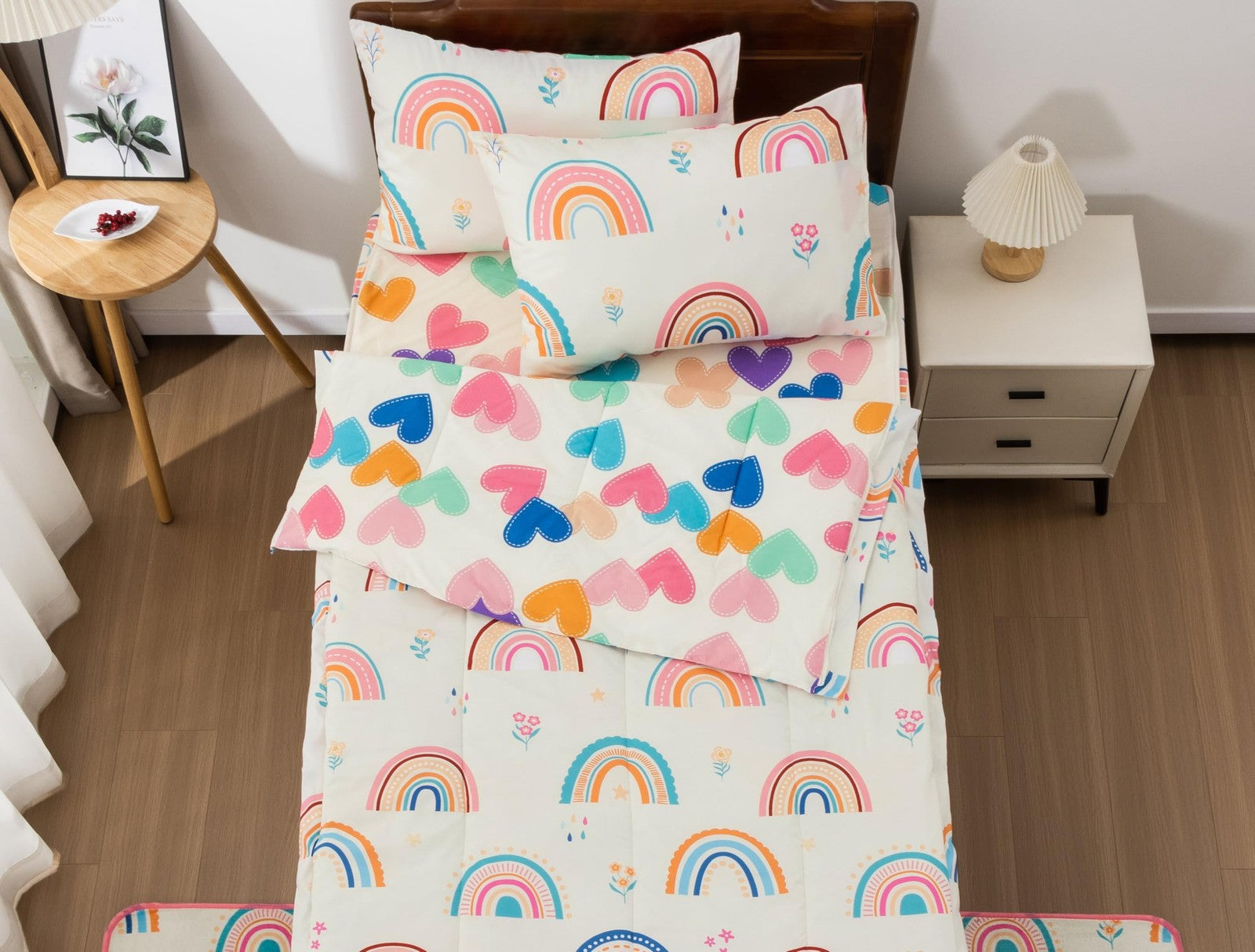 Meeting Story 3-piece kids comforter bedding set for girls, twin size with colorful zipper design and playful patterns.