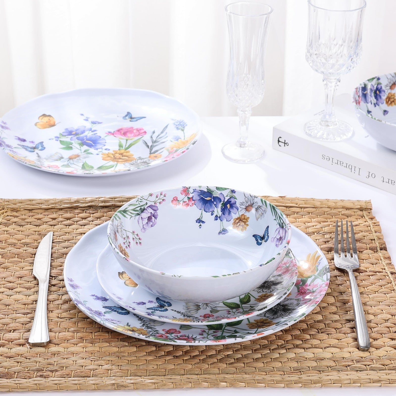 Lechoo 12-piece floral melamine dinnerware set with plates and bowls for four people, durable and stylish for everyday use.
