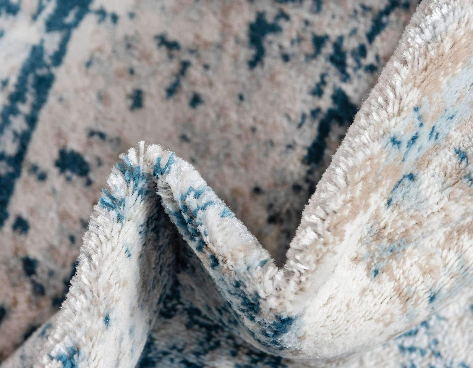 Unique Loom Sofia Collection oval area rug in Salle Garnier design, blue and ivory with intricate floral patterns.