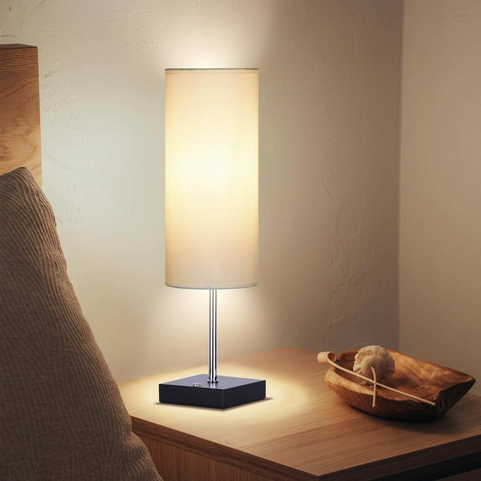 AVV cordless LED table lamp with 5000mAh battery, 3 lighting modes, dimmable nightstand light, sleek design, and touch controls