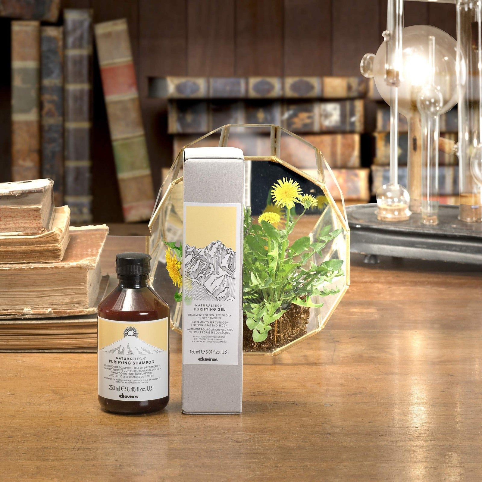 Davines Naturaltech Purifying Gel for dandruff, clarifying treatment with gel formula, shown in the image.
