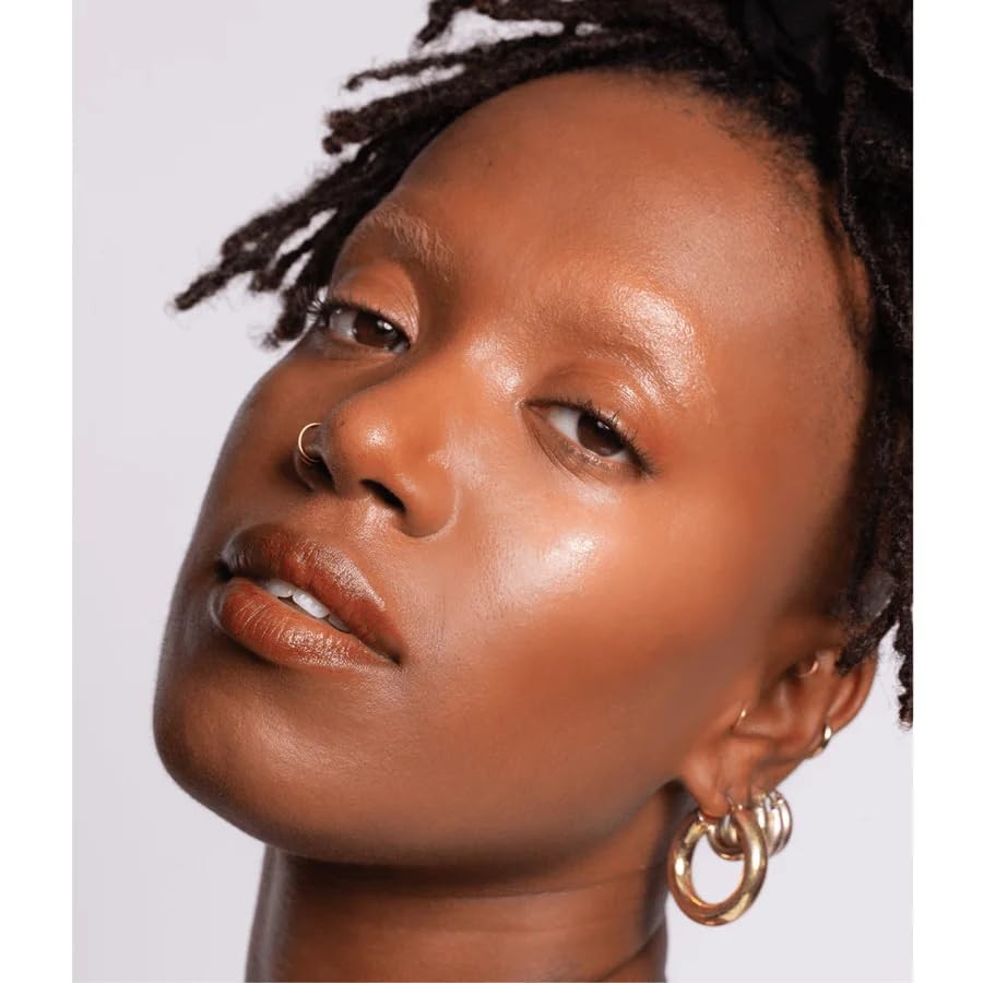 NOTO Botanics Organic Hydra Highlighter Stick for face and body with natural, non-toxic, clean skincare ingredients.