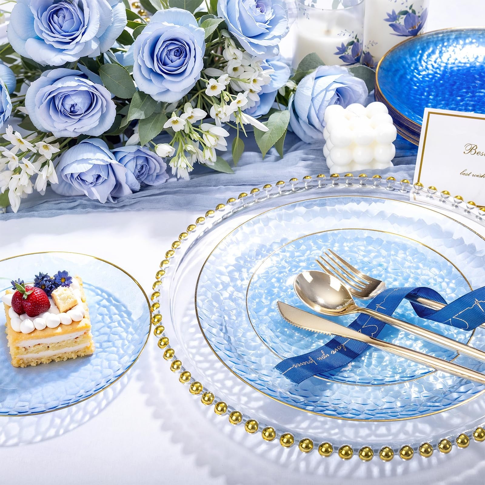 Set of 10 blue plastic dinner plates with gold rim and hammered texture, ideal for fancy party dining by Rubtlamp