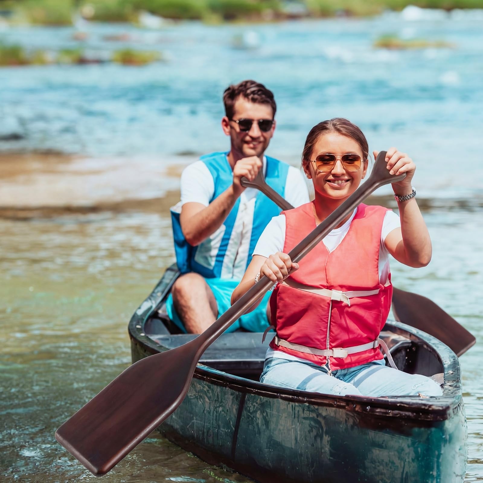 Silipull 2-piece wooden canoe oar paddles in solid pine, measuring 2.5-4ft, with a 30-48 inch blade for kayaking or canoeing.