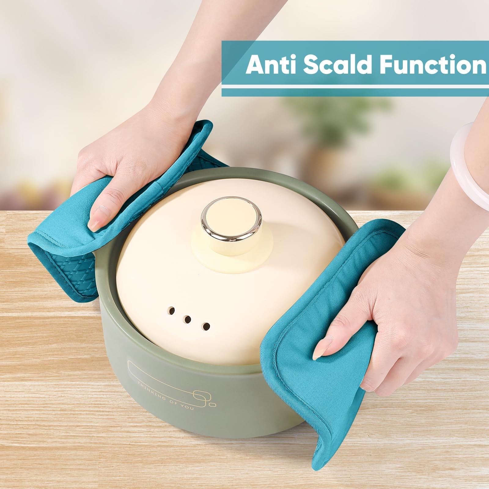 HULOSAN silicone oven mitts and pot holders with 100% cotton dish towels, ideal for safe handling and kitchen protection.