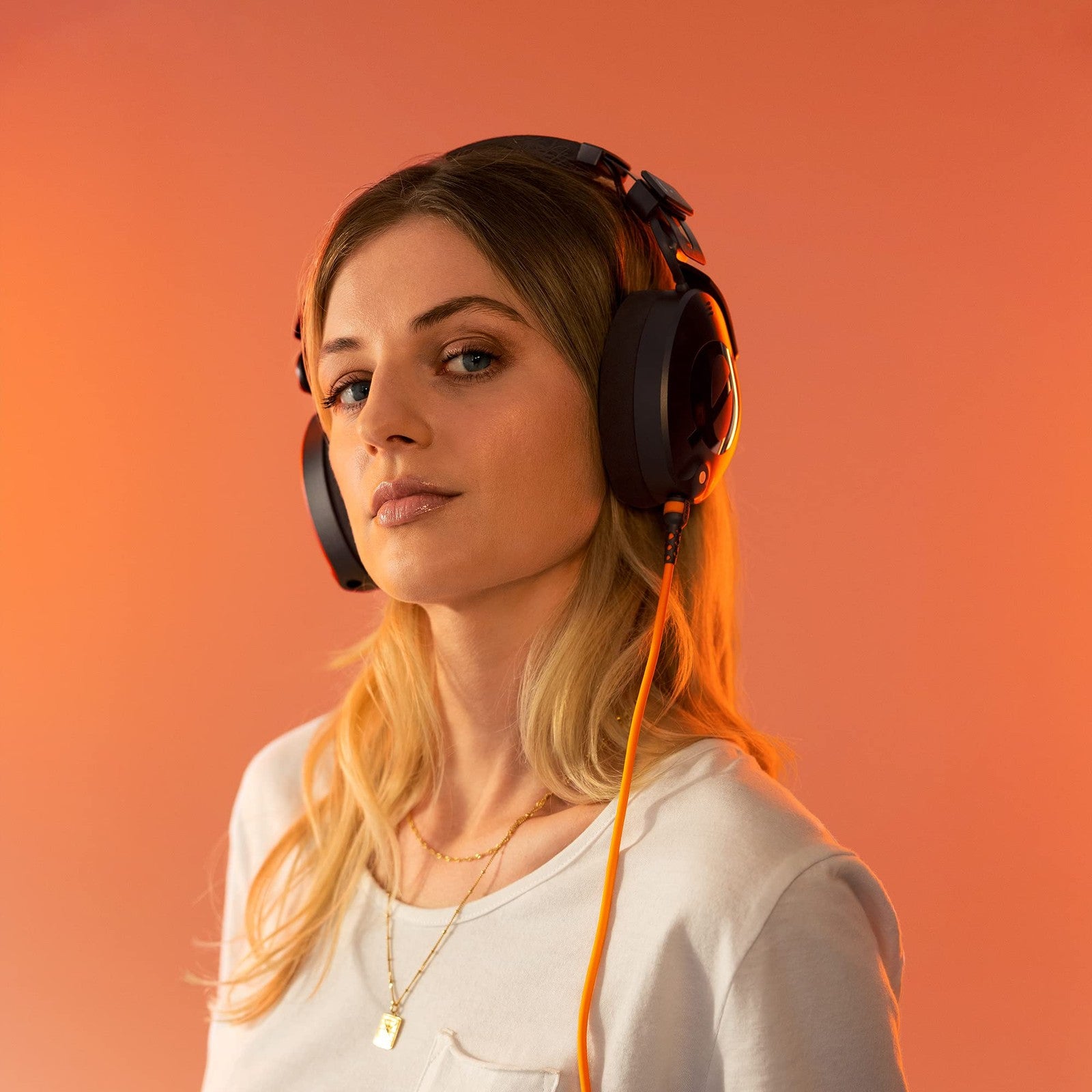 RØDE NTH-Cable for NTH-100 headphones, 1.2m long, 3.5mm male-to-male audio cable, connecting headphones and audio devices