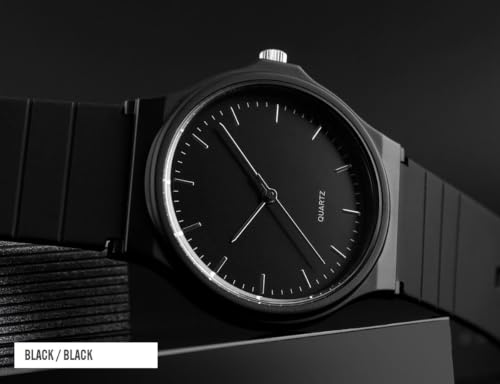 Casual Unisex Analog Quartz Watch - Product Imagery