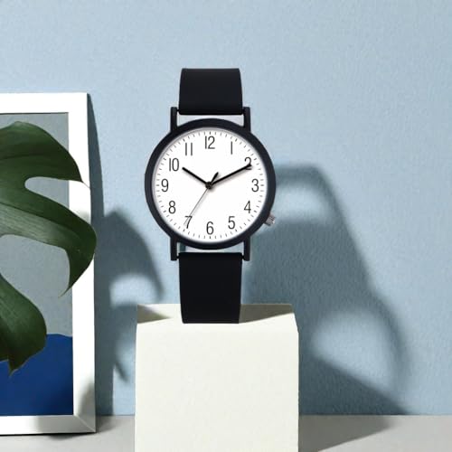 NUOVO Women's Silicone Sports Watch - Waterproof Classic Analog - Product Imagery