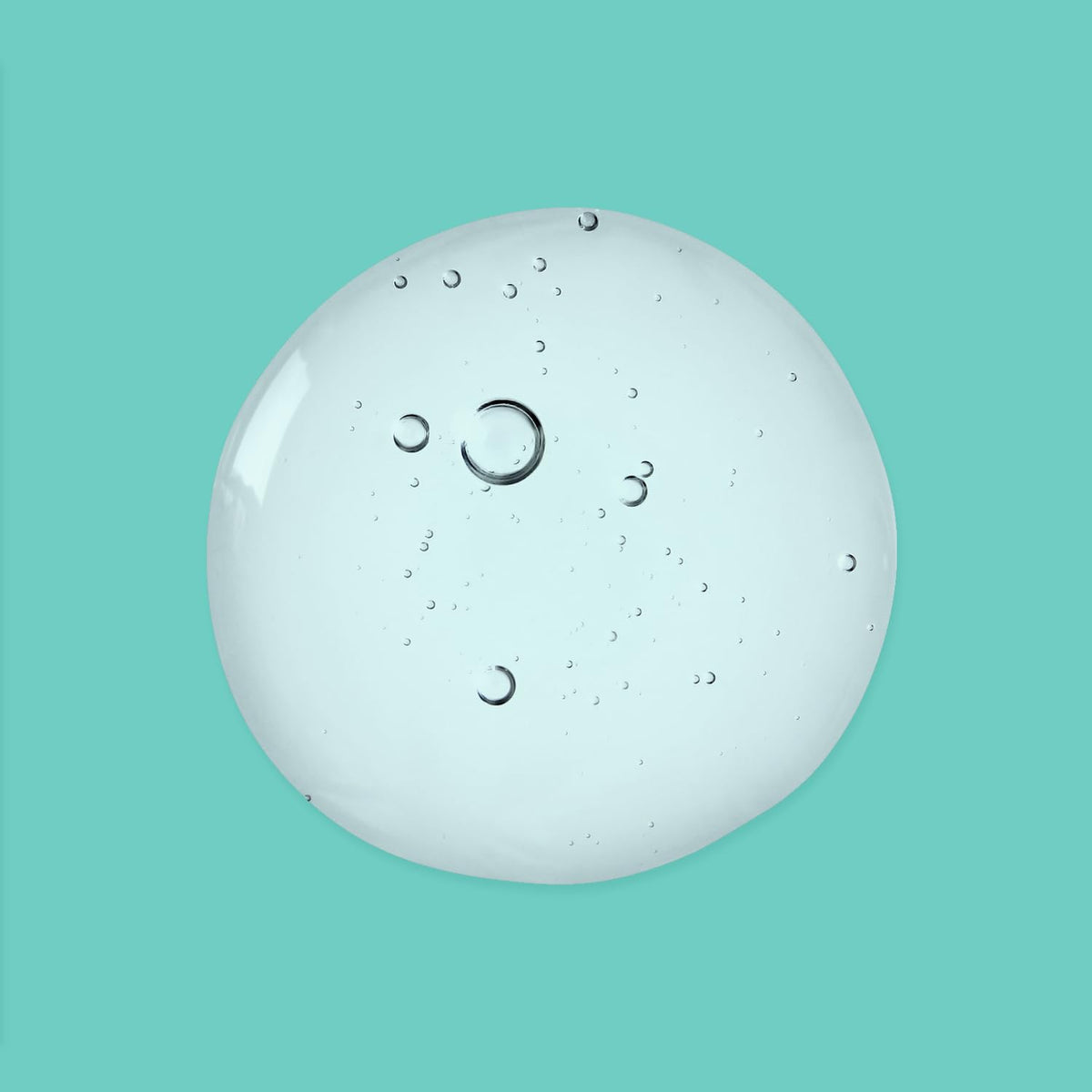 Amazon Basics Foaming Facial Cleanser with Ceramides - Amazon Basics Official Imagery - 5