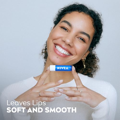 NIVEA Skin Care Set For Her, Nourishing Body Wash, Moisturizing - Product Imagery