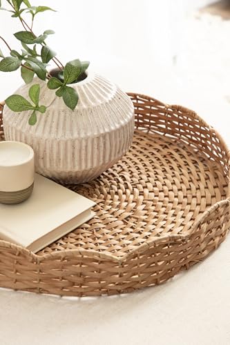 Kate and Laurel Wavley Modern Round Scalloped Woven Rattan Tray, - Product Imagery