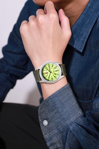 Gosasa Unisex Military Field Watch, Analog Quartz Watch with - Product Imagery
