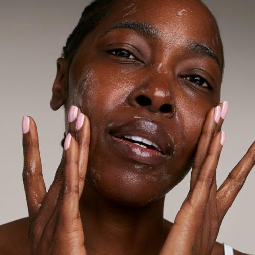 Glo Skin Beauty Hydra-Bright AHA Lactic Acid Exfoliating Face - Product Imagery