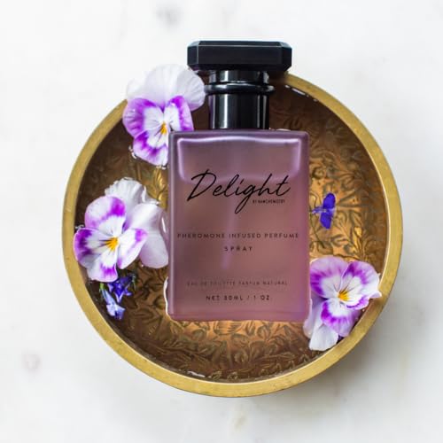 RawChemistry Delight Pheromone Infused Women's Perfume, 1 oz - Product Imagery