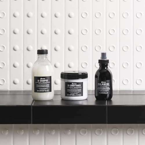 Davines OI Shampoo, Milky-Smooth Hydrating Cleanser for All Hair - Product Imagery
