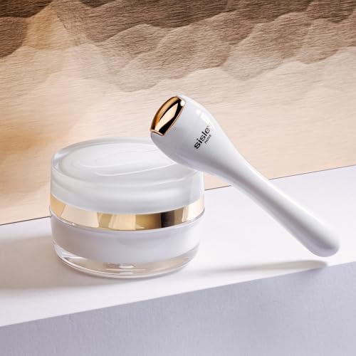 Sisley Paris Sisleya L'Integral Anti-Age Eye and Lip Contour - Product Imagery