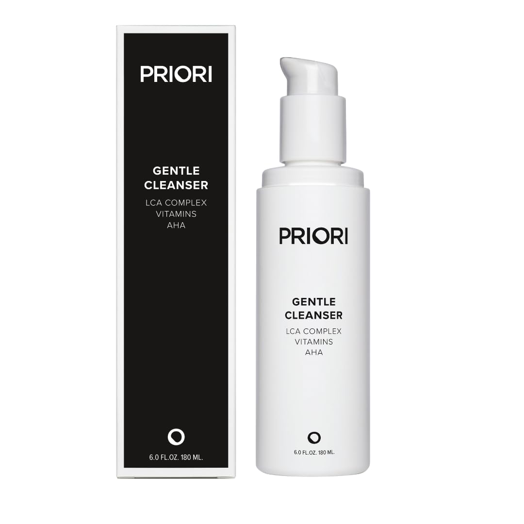 PRIORI Skincare Gentle Face Cleanser with Lactic Acid - PRIORI Official Imagery - 2