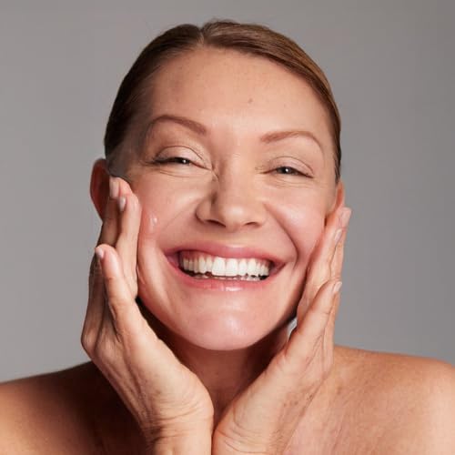 Youth Reset Face Serum, Peptides & Resveratrol, 15 mL - Product Imagery
